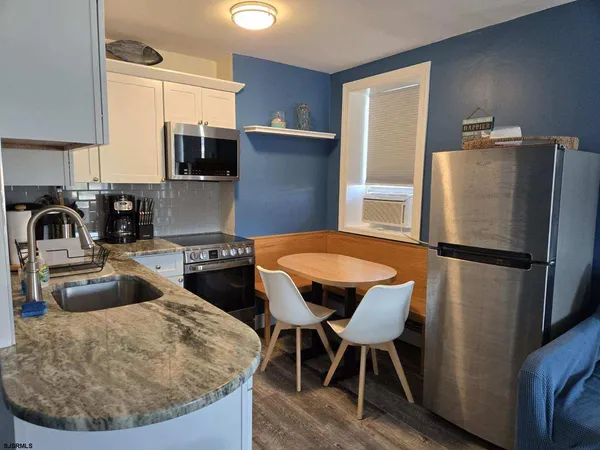 $1,700 | 3401 Ocean Avenue, Unit 11, Brigantine, NJ 08203