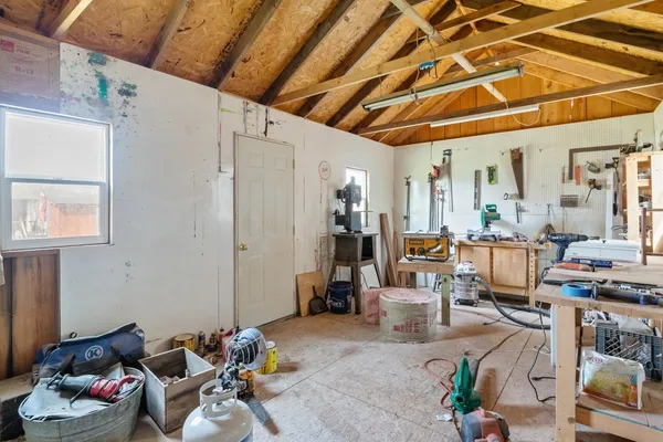 $415,000 | 1250 Old Eastside Road, Burns, TN 37029
