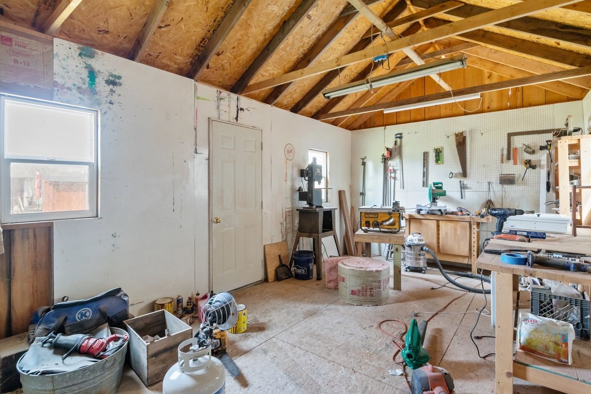 1250 Old Eastside Road Burns, TN 37029 - Photo 38 of 42