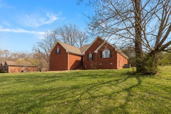 $415,000 | 1250 Old Eastside Road, Burns, TN 37029