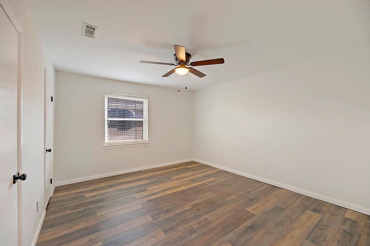 21 Rivers Point Row, Unit 3E Charleston, SC 29412 - Photo 14 of 18 CREM_21 Rivers Point Row Unit 3E_012