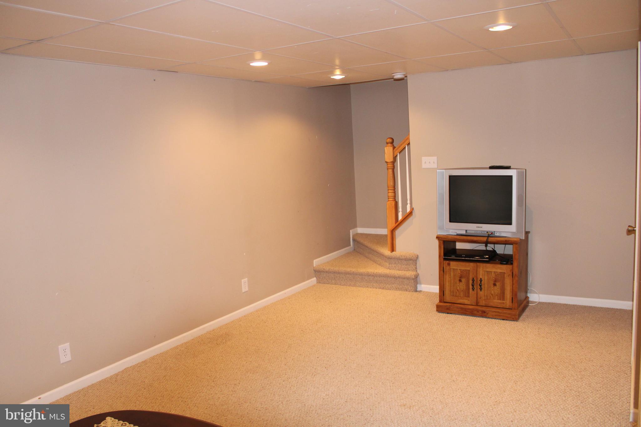 7 Naylor Avenue Lindenwold, NJ 08021 - Photo 14 of 27 Gallery Image 14