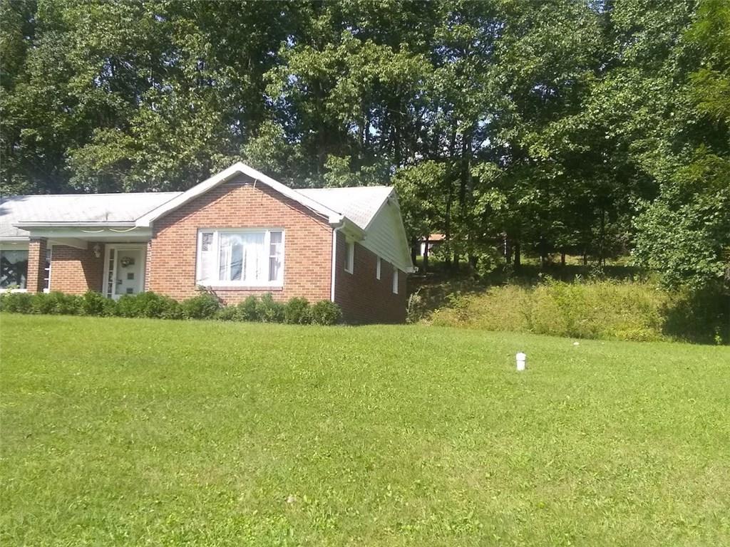 188 Metz Road Parker, PA 16049 - Photo 4 of 25 RIGHT SIDE OF HOUSE