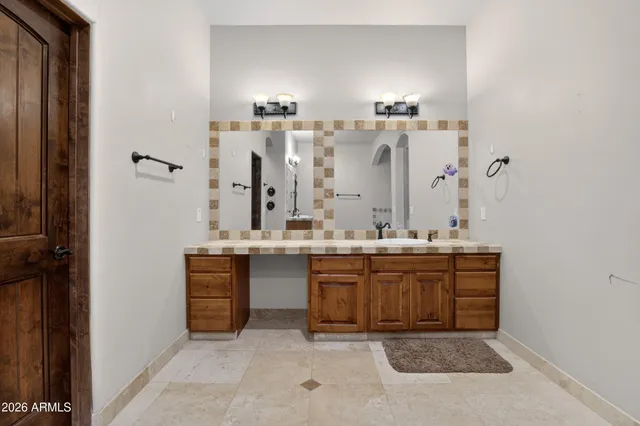 $825,000 | 5580 East 10th Avenue, Apache Junction, AZ 85119