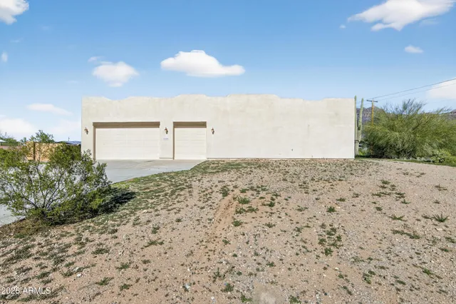 $825,000 | 5580 East 10th Avenue, Apache Junction, AZ 85119