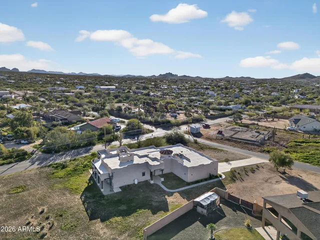 $825,000 | 5580 East 10th Avenue, Apache Junction, AZ 85119