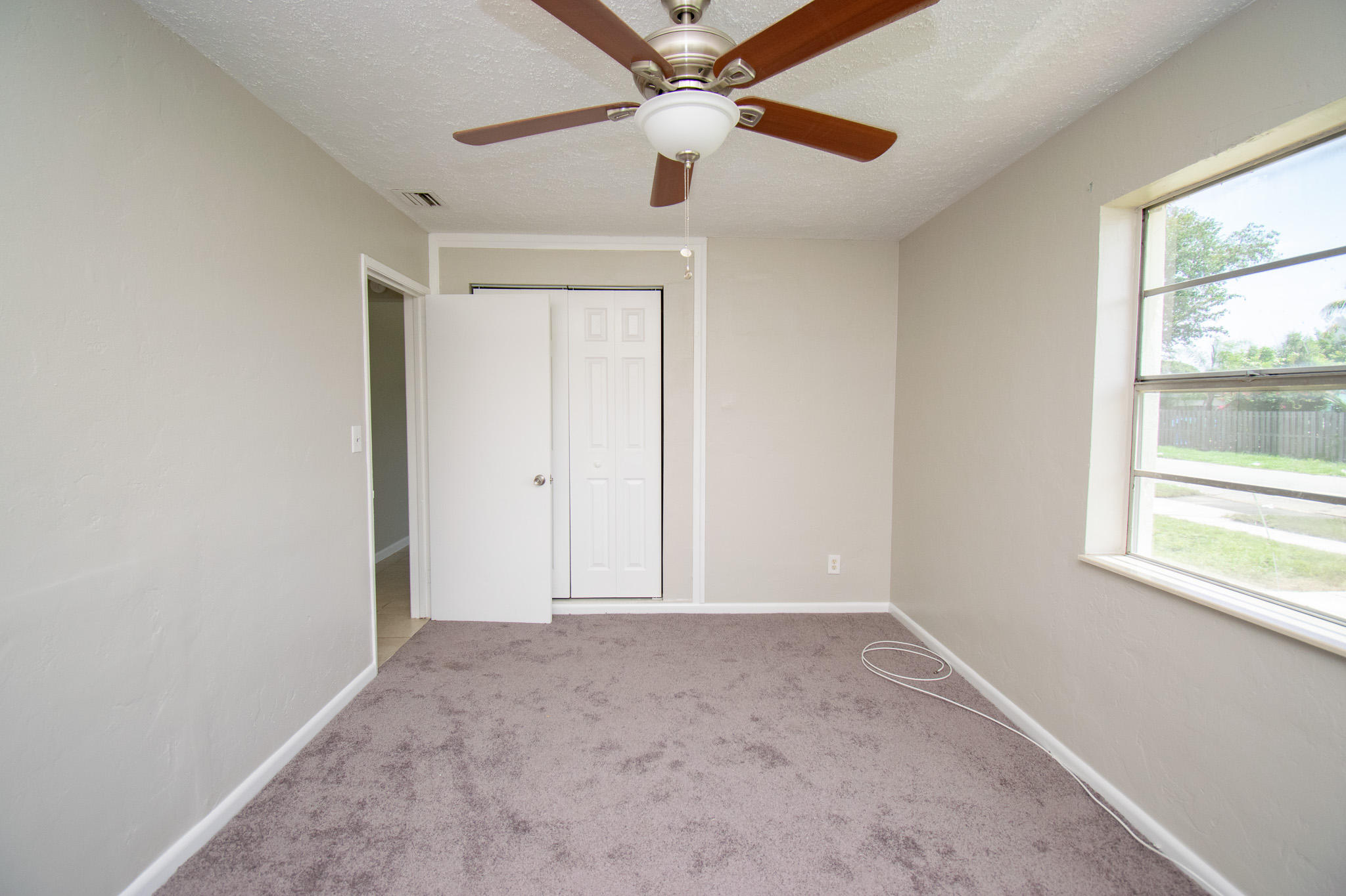 2321 Robin Road West Palm Beach, FL 33409 - Photo 8 of 14 2321 Robin Rd - BR 2
