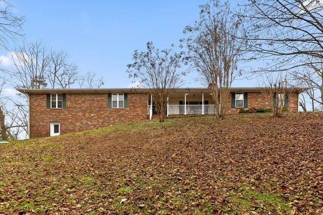 $420,000 | 1653 Clearview Drive, Ringgold, GA 30736