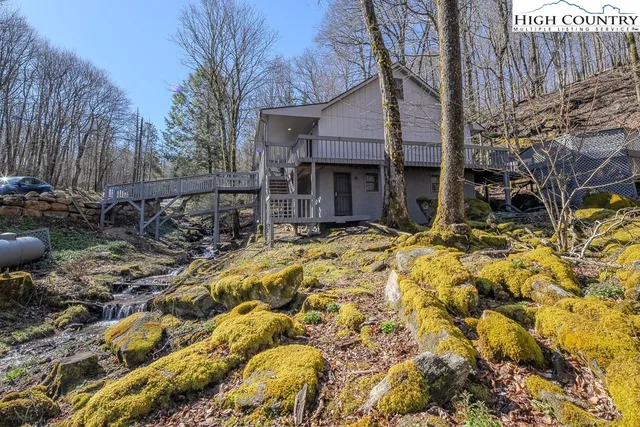 $399,000 | 126 Staghorn Hollow Road, Beech Mountain, NC 28604
