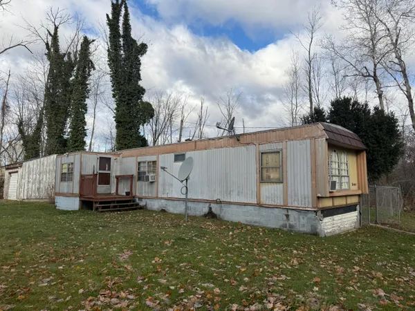 $50,000 | 393 West Lever Road, Hart, MI 49420