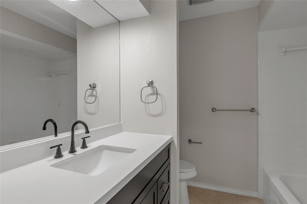 1007 Wimbledon Lane Plano, TX 75075 - Photo 25 of 30