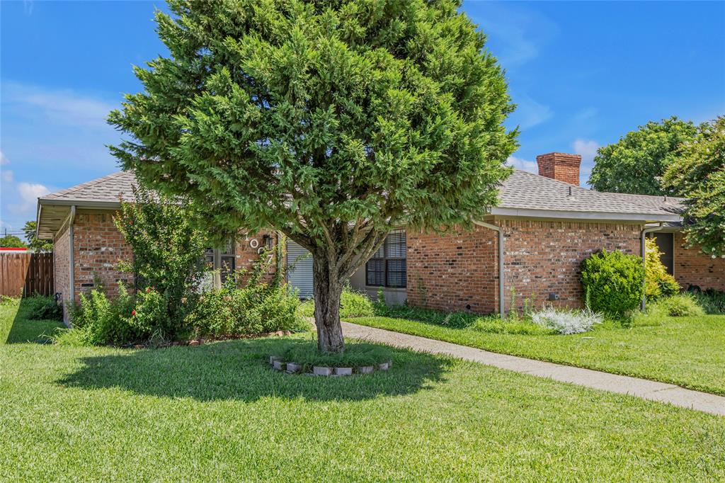 1007 Wimbledon Lane Plano, TX 75075 - Photo 3 of 30