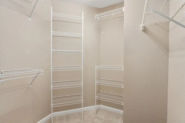 $380,000 | 770 Salisbury Street, Unit 517, Worcester, MA 01609