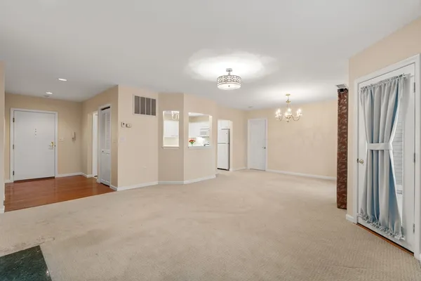 $380,000 | 770 Salisbury Street, Unit 517, Worcester, MA 01609