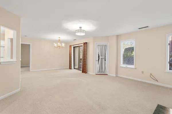 $380,000 | 770 Salisbury Street, Unit 517, Worcester, MA 01609