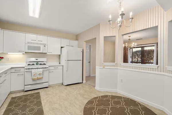 $380,000 | 770 Salisbury Street, Unit 517, Worcester, MA 01609