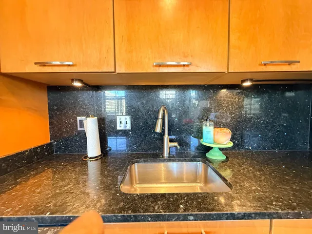 $3,000 | 916 G St. Northwest, Unit 605, Washington, DC 20001