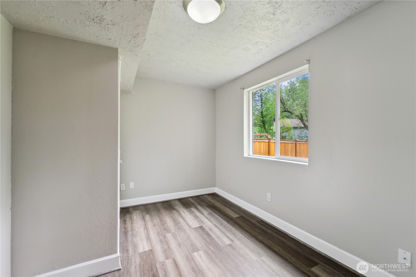 1816 225th Street Southeast Bothell, WA 98021 - Photo 11 of 20