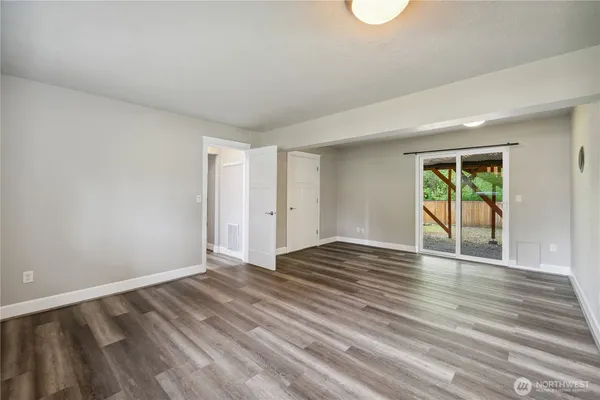 $3,600 | 1816 225th Street Southeast, Bothell, WA 98021