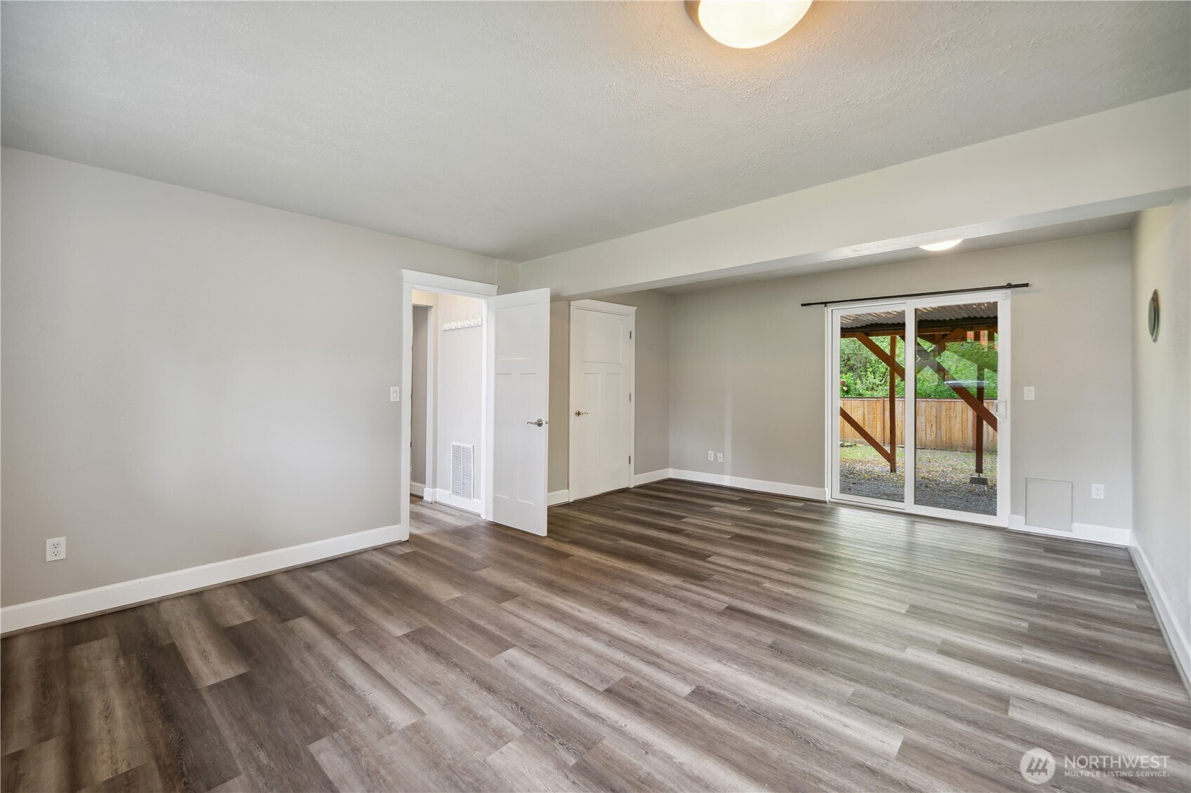 1816 225th Street Southeast Bothell, WA 98021 - Photo 14 of 20