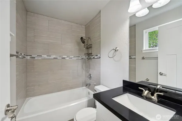 $3,600 | 1816 225th Street Southeast, Bothell, WA 98021