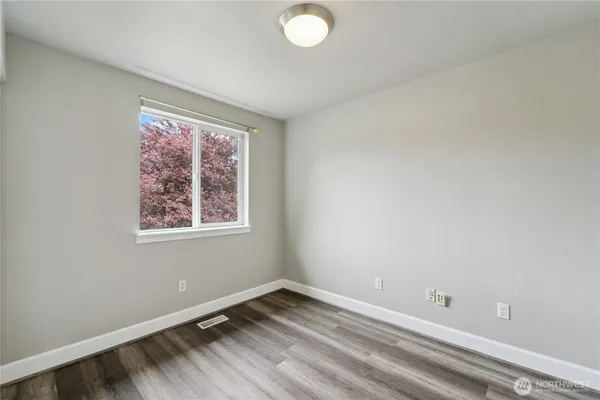 $3,600 | 1816 225th Street Southeast, Bothell, WA 98021