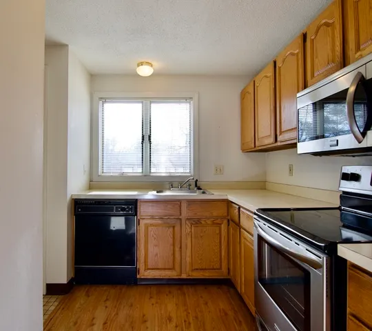 $299,900 | 575 Bridge Road, Unit 127, Northampton, MA 01062