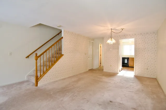 $299,900 | 575 Bridge Road, Unit 127, Northampton, MA 01062