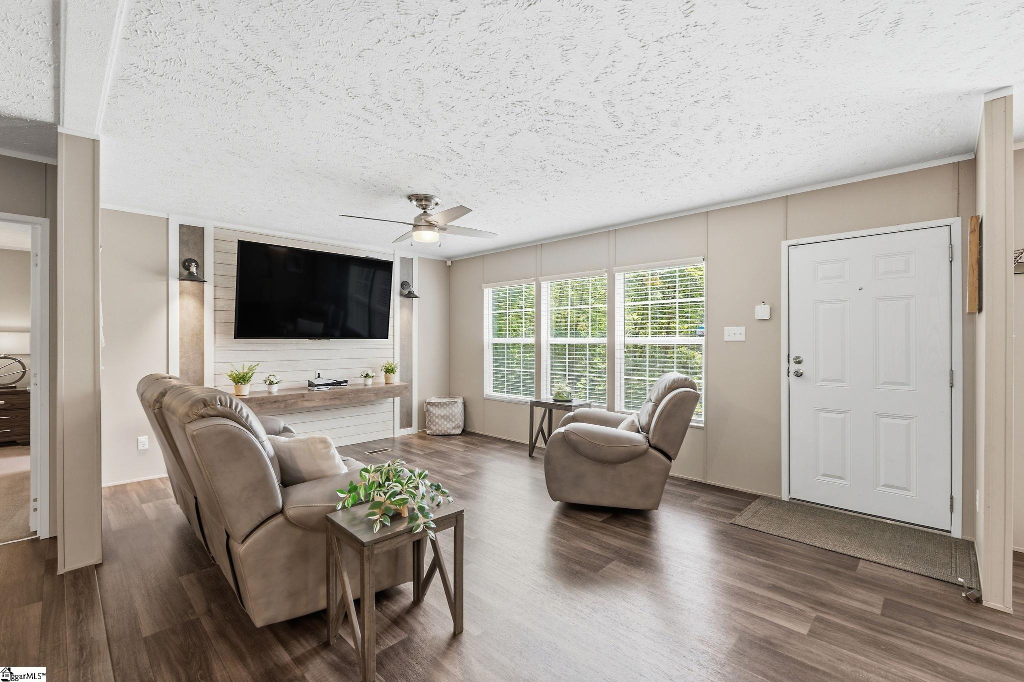 340 Cedar Falls Road Fountain Inn, SC 29644 - Photo 6 of 34 Gallery Image 6