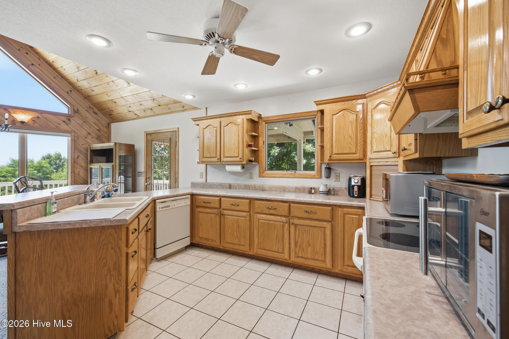 820 Chimney Ridge Road Topton, NC 28781 - Photo 17 of 73