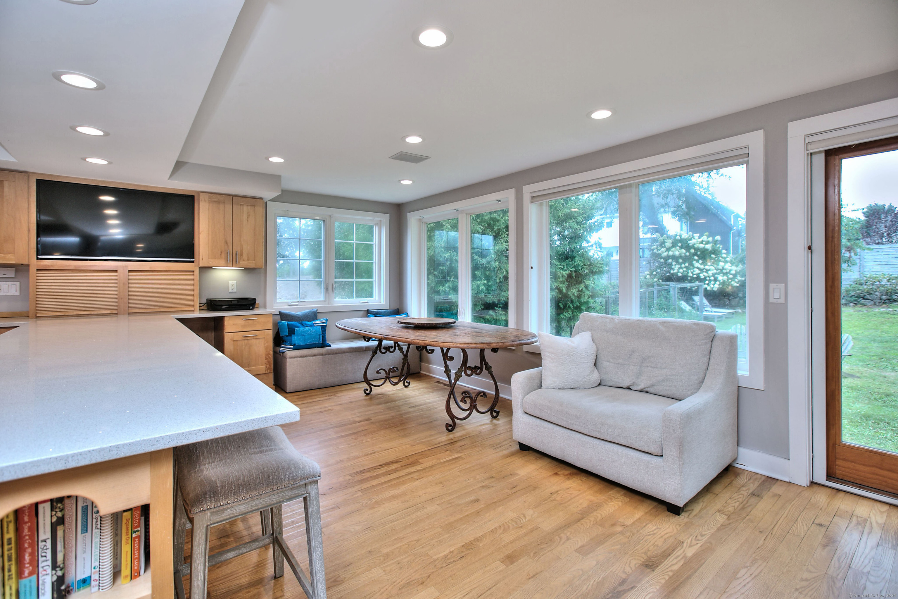 8 Bauer Place Westport, CT 06880 - Photo 16 of 37