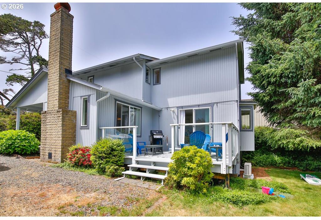 4609 Blanco Street Florence, OR 97439 - Photo 2 of 19 Gallery Image 2