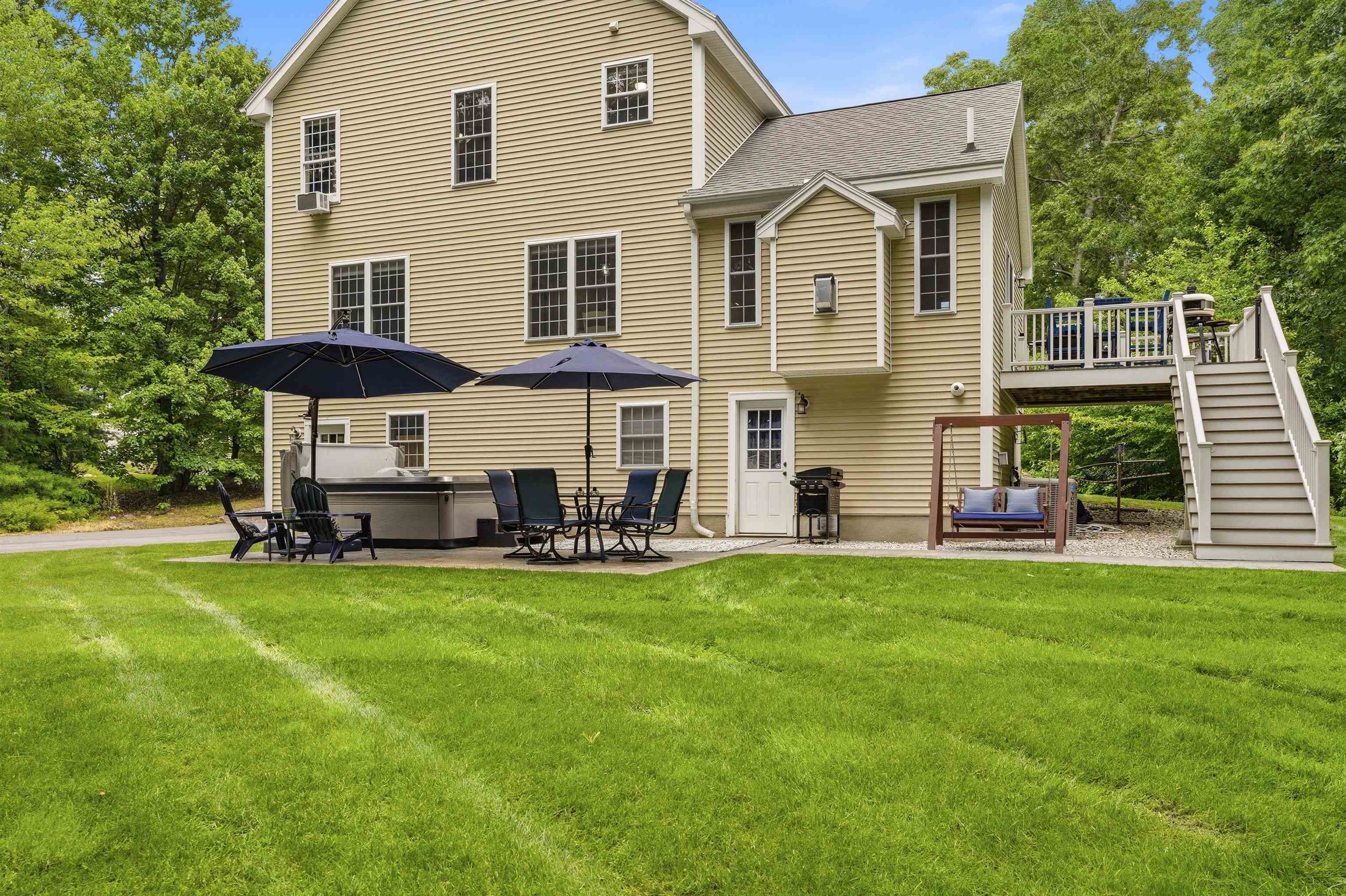 165 South Ridge Drive Manchester, NH 03109 - Photo 5 of 59 Gallery Image 5
