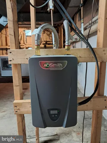 $204,199 | 6 Oak Lane, Lock Haven, PA 17745