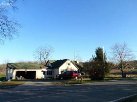 10351 Colby Lake Road Perry, MI 48872 - Photo 27 of 30 20453204-28.JPG