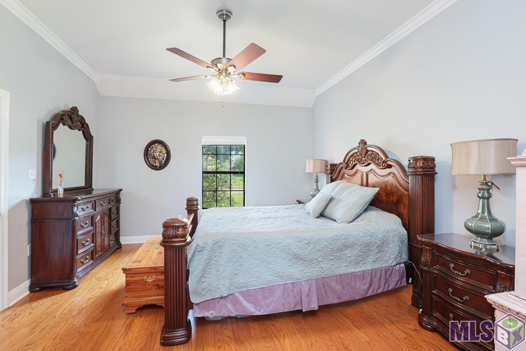 13878 Cypress Ridge Avenue Baton Rouge, LA 70817 - Photo 16 of 40 Master Bedroom