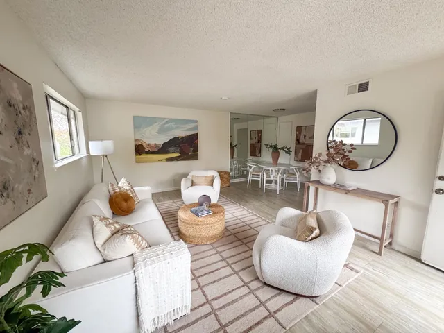 $379,000 | 2708 Pole Line Road, Unit 4, Davis, CA 95618