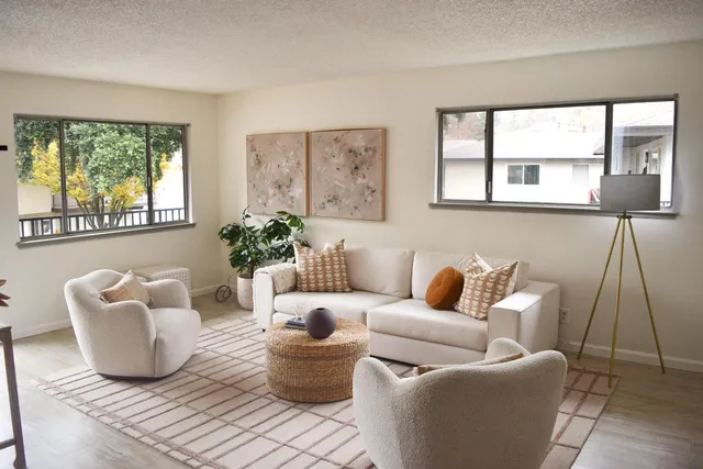 $379,000 | 2708 Pole Line Road, Unit 4, Davis, CA 95618