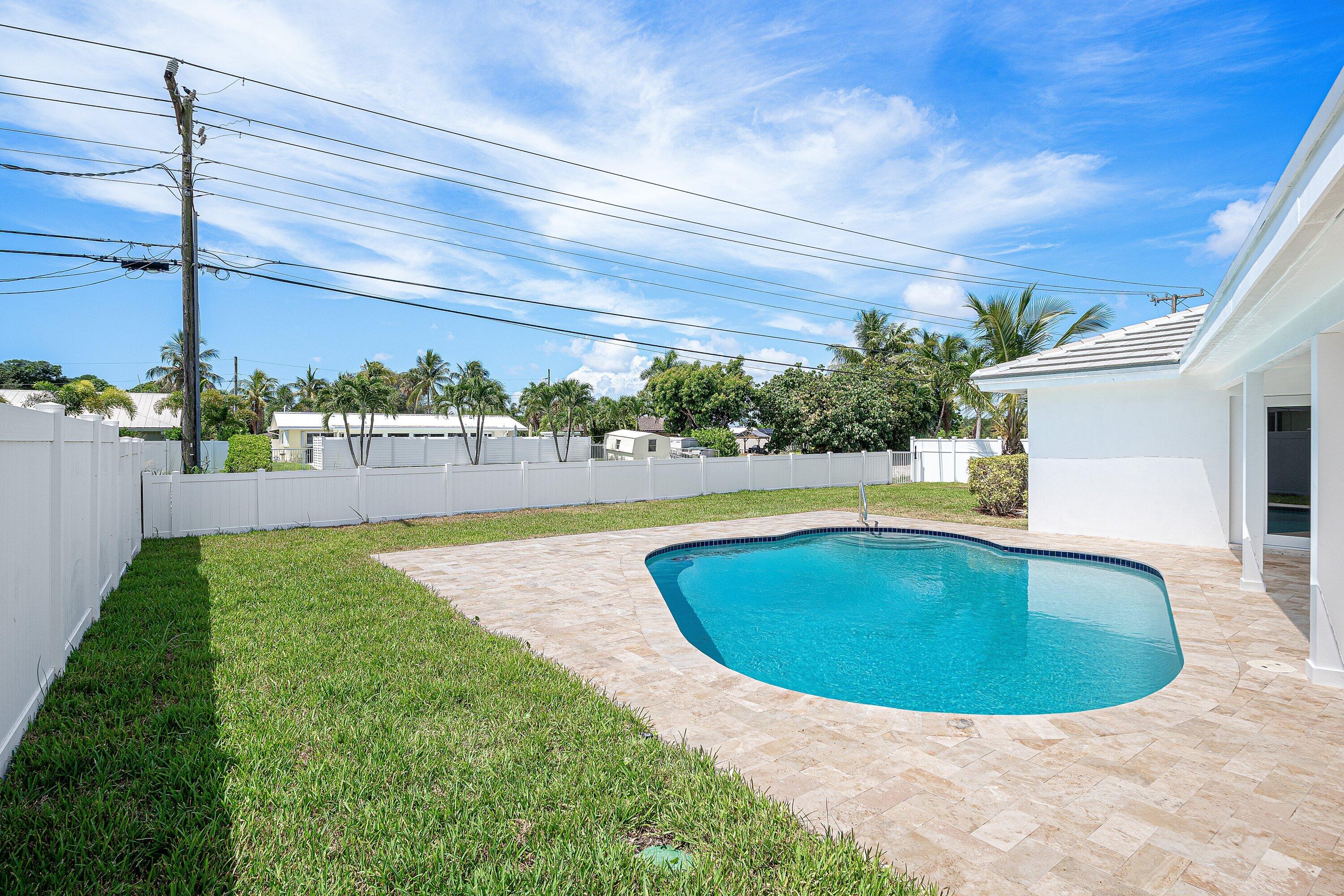 970 Southwest 7th Street Boca Raton, FL 33486 - Photo 21 of 30 024-970Southwest7thStreet-BocaRaton-FL-3