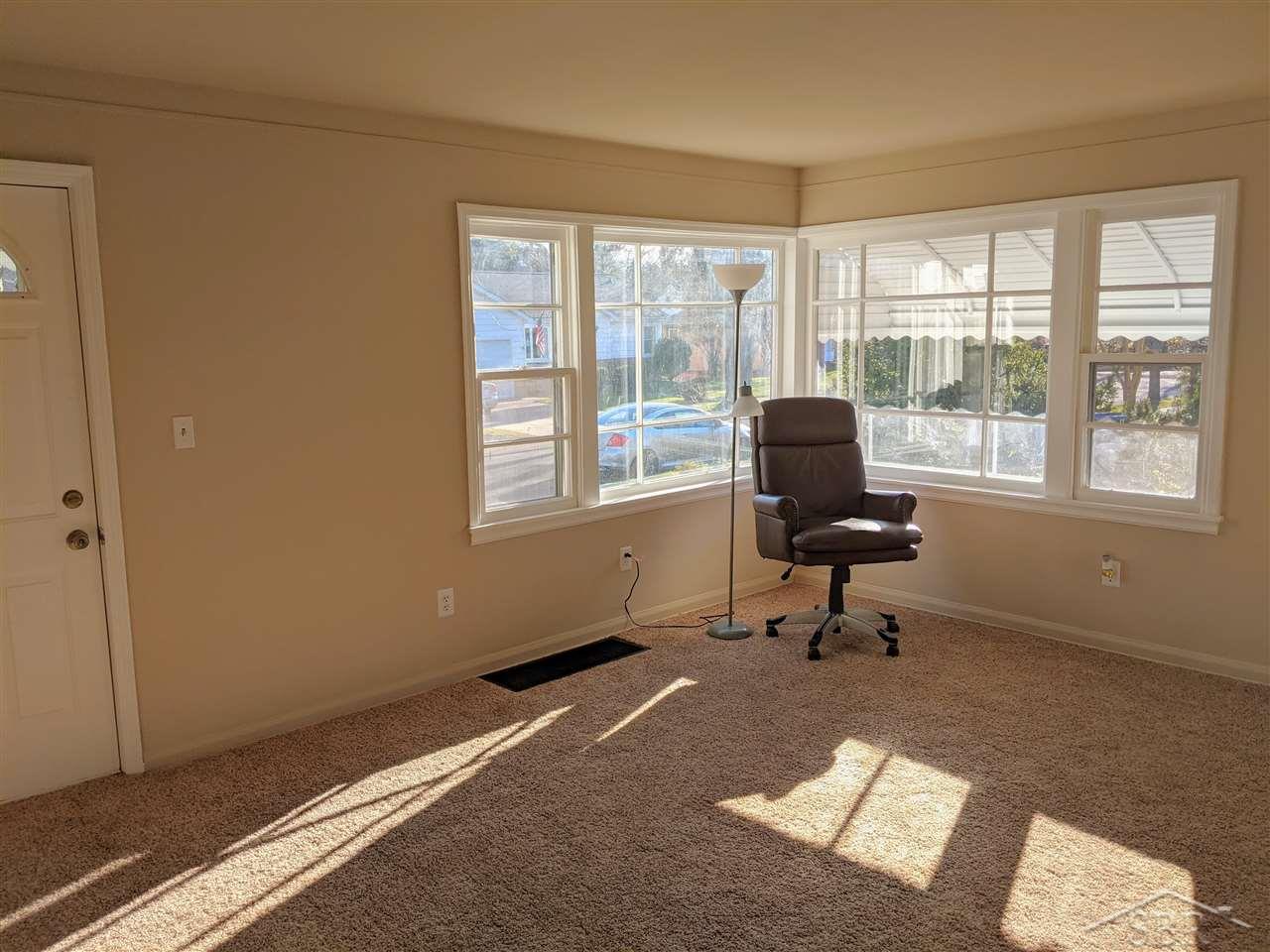 307 Cornell Street Bay City, MI 48708 - Photo 16 of 22 50030271-15.JPG