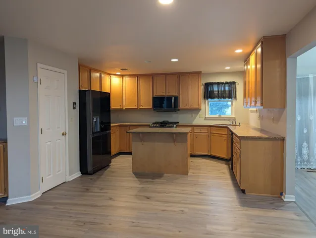 $3,850 | 64 Mill Brook Court, Easton, PA 18045