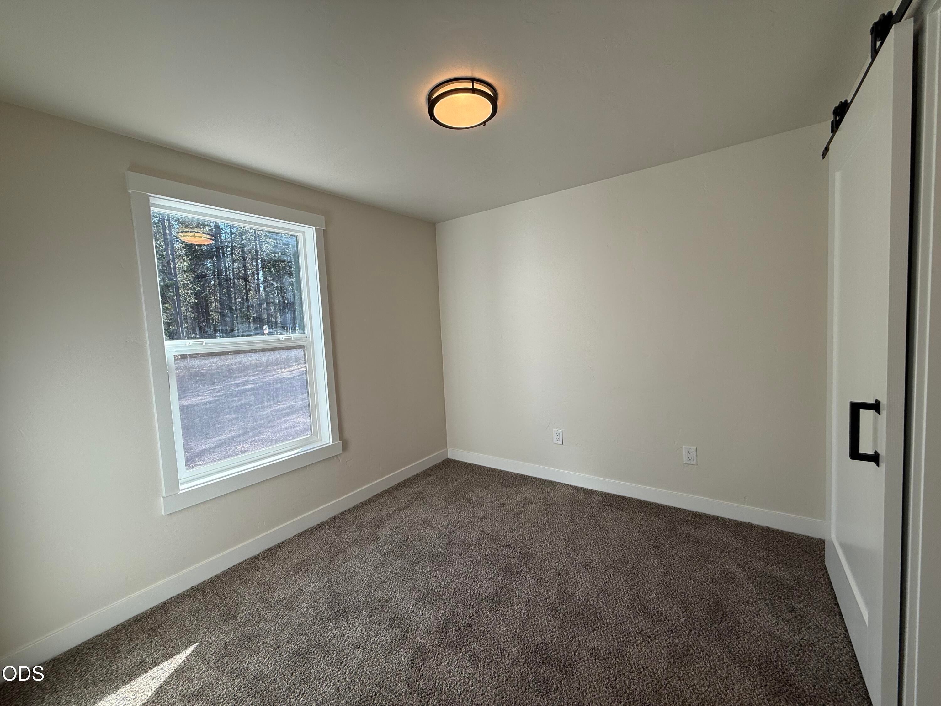 52318 Dustan Road La Pine, OR 97739 - Photo 11 of 21 Gallery Image 11