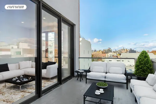 $885,000 | 26-33 28th Street, Unit PH4A | Astoria