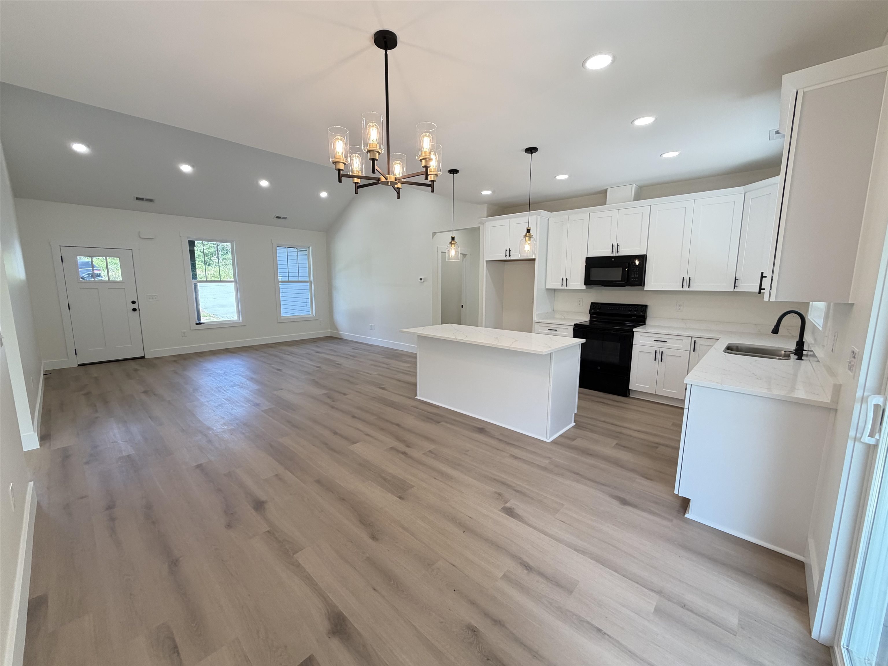 169 Susans Road Gaffney, SC 29341 - Photo 6 of 21 Gallery Image 6