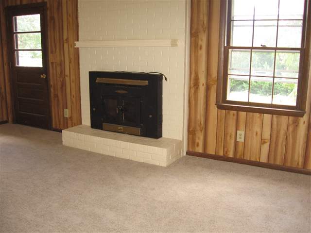 2402 Rolling Green Road Anderson, SC 29621 - Photo 5 of 11