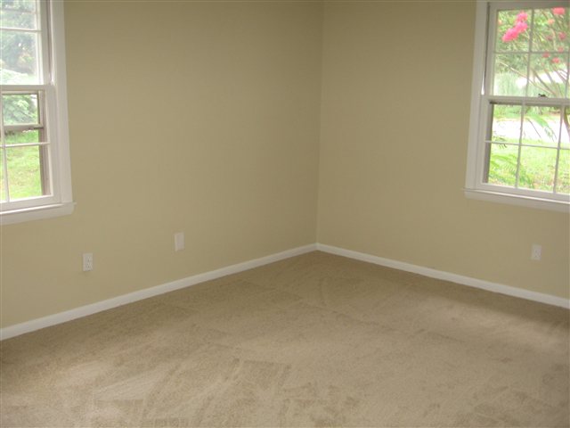 2402 Rolling Green Road Anderson, SC 29621 - Photo 10 of 11