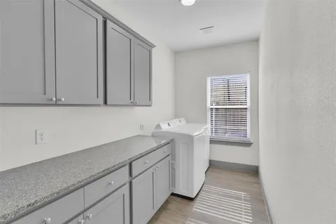 $697,000 | 3307 Mission Street, Fort Worth, TX 76109