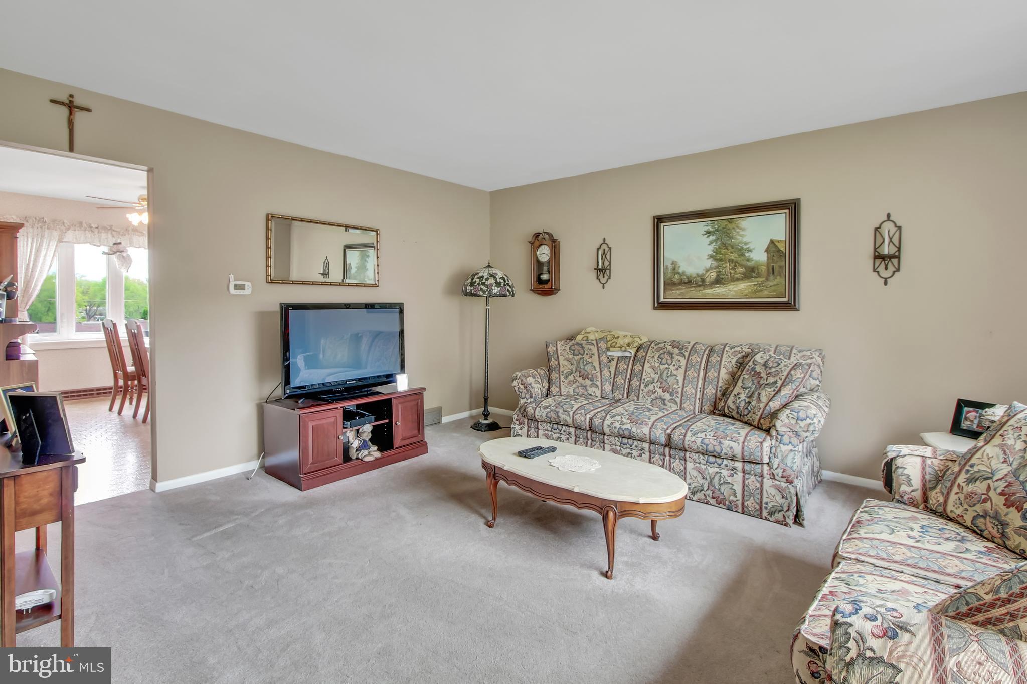 123 Funston Avenue Reading, PA 19607 - Photo 2 of 26