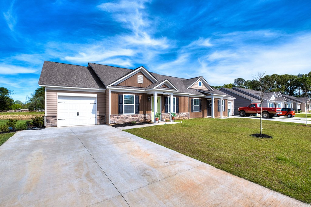 442 Conifer Street Sumter, SC 29154 - Photo 3 of 30 Gallery Image 3