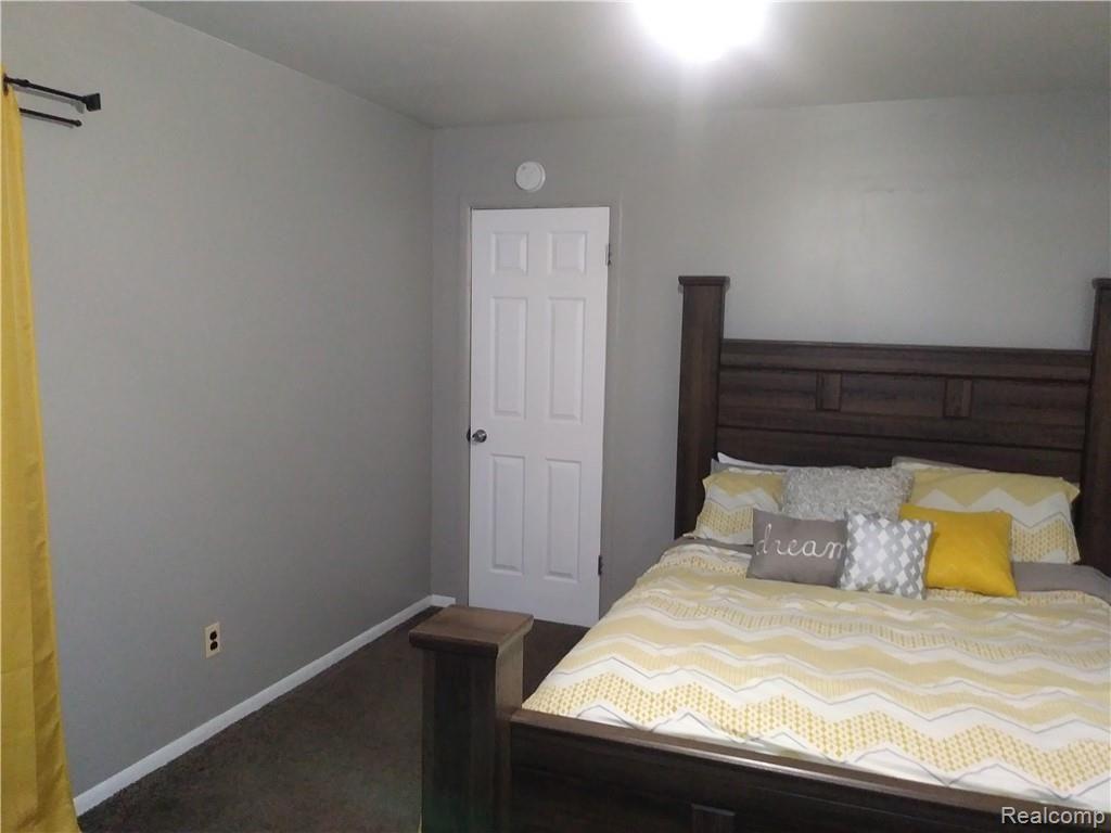 1429 Ridge Road Ypsilanti, MI 48198 - Photo 12 of 28 20181028_184009.jpg